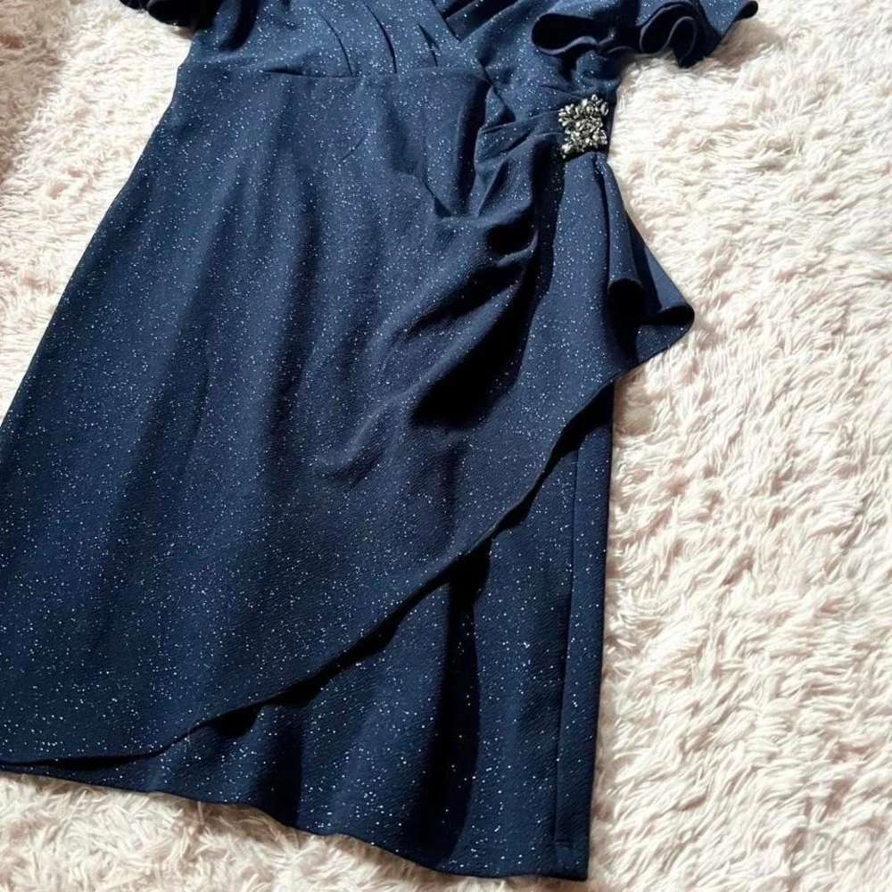 The Unbranded Brand navy glamour